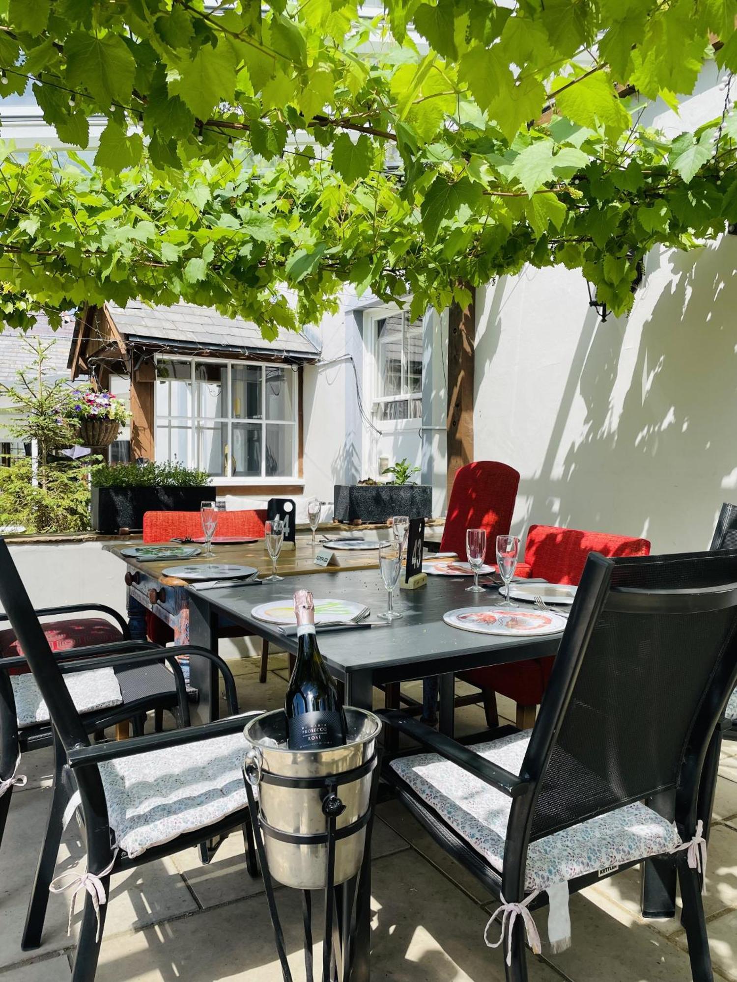 The Greyhound Inn Sydling St Nicholas Exteriér fotografie
